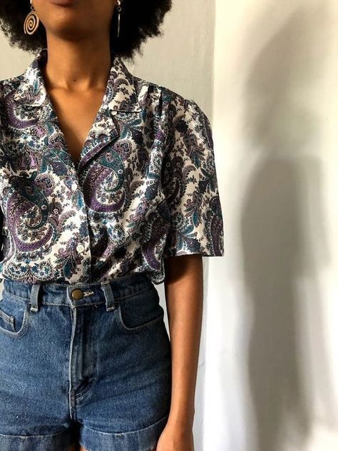 Button Up Aesthetic, 70s Outfit, Up Aesthetic, Ladies Wear, Blue Hawaii, Button Down Short Sleeve, Look Vintage, Vintage Button, Women Clothes