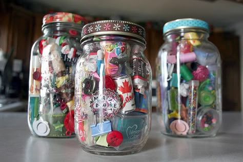 One day I'll put all my whimsies in a pretty jar. These are almost as fun as magic yarn balls :) Glass Jars Aesthetic, Things To Put In Tiny Jars, Coin Jar Aesthetic, Jar Ideas, Goblincore Jar Ideas, Tip Jar Ideas, Vintage Trinkets, Cute Stash Jar, Treasure In Clay Jars