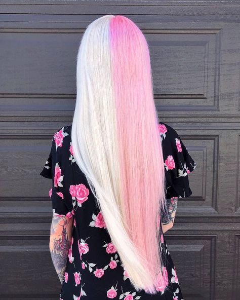 Half Colored Hair, White Ombre Hair, Two Color Hair, Types Of Hair Color, Half And Half Hair, Split Dye, Split Dyed Hair, Dyed Hair Inspiration, Split Hair