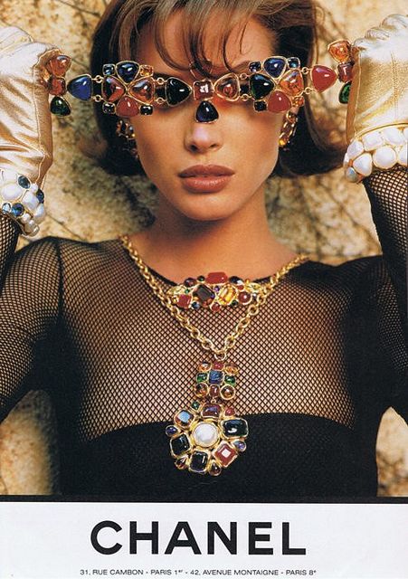 christy turlington, vintage chanel ad Chanel 90s, Chanel Ad, 90s Chanel, Cha Ching, Super Models, Classic Chanel, Mode Chanel, Helena Christensen, Chanel Couture