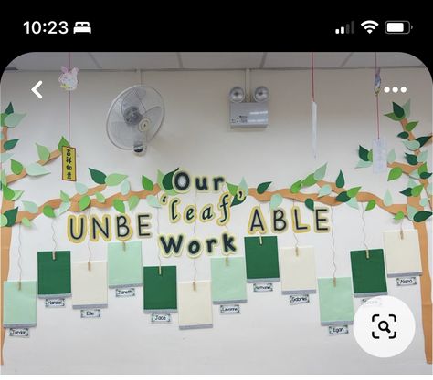 Childcare Classroom Themes, Classroom Theme Growing, Classroom Decor With Plants, Tree House Classroom Theme, Plant Classroom Decor Themes, Prek Room Decor Ideas, Outside Classroom Wall Display, Classroom Work Wall Ideas, Classroom Garden Theme Decor