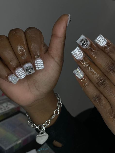 Cutesy Nails, Future Nails, Medium Nails, Lovely Nails, Nails 2022, White Acrylic Nails, Girly Acrylic Nails, Dope Nail Designs, Short Square Acrylic Nails