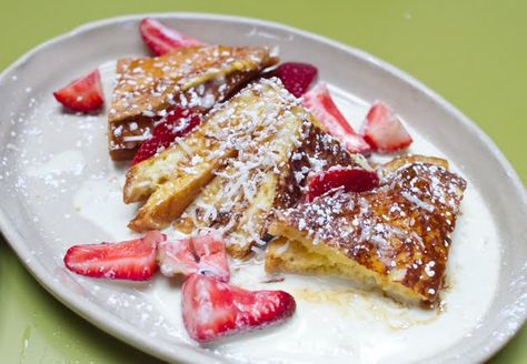 Snooze | Kirbie's Cravings | A San Diego food blog Omg French Toast Snooze, Gourmet French Toast, Eggy Bread, Bread French Toast, Nutella French Toast, San Diego Food, Stale Bread, Mousse Recipes, Brunch Spots