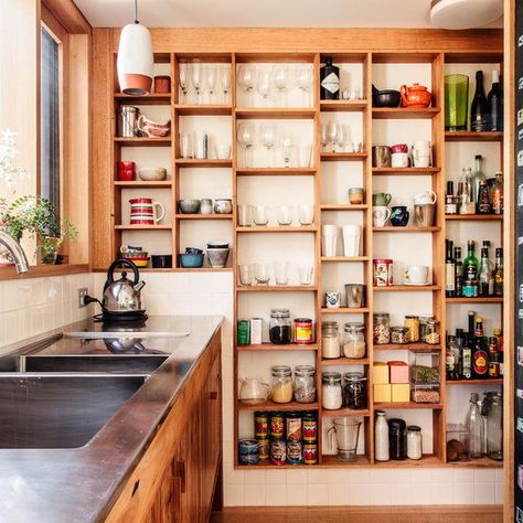 Kirchen Design, Open Pantry, Indoor Ideas, Pantry Wall, Eclectic Kitchen, Wild Apple, Van Dijk, White Countertops, Wooden Cabinets