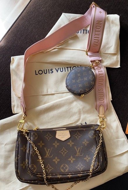 Louis Vuitton Handbags 2017, Louis Vuitton Nails, Designers Bags, Pochette Louis Vuitton, Sac Louis Vuitton, Look Legging, Louis Vuitton Backpack, Louis Vuitton Crossbody, Favorite Handbags