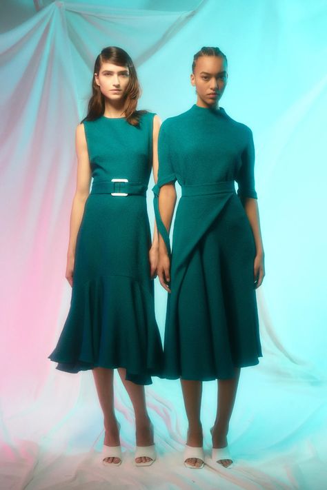 Edeline Lee, Traditional Femininity, Pencil Dress Outfit, Spring 2023 Ready To Wear, 2023 Ready To Wear Collection, 2023 Ready To Wear, Sleeveless Midi Dress, Spring 2023, Fabric Belt