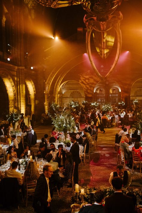 Dining under the blue whale. A natural History Museum Wedding National History Museum Wedding, Natural History Museum London Wedding, Museum Collage, Museum Party, Natural History Museum Wedding, Museum Wedding Venues, Wedding Performance, Zebra Room, Museum Storage