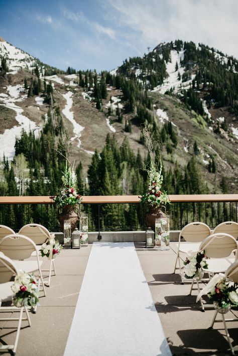 Mountain Wedding Utah, Utah Winter Wedding, Utah Mountain Wedding, Ski Mountain Wedding, Ski Lodge Wedding, Mountain Wedding Ceremony, Mountain Lodge Wedding, Mountain Resort Wedding, Utah Wedding Venues