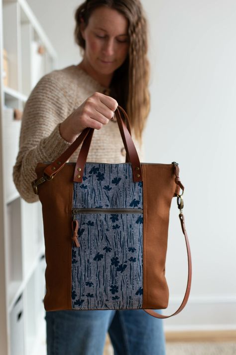 Denim And Leather Bags, Noodlehead Patterns Free, Noodlehead Bags, Noodlehead Patterns, Waxed Canvas Tote Bag, Emmaline Bags, Around The Bend, Pouch Pattern, Bag Patterns To Sew