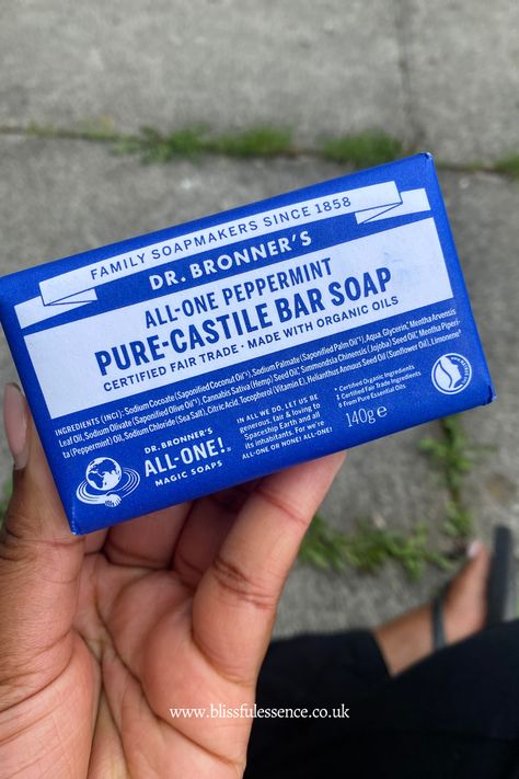 Want to add some pep to your shower routine? Check out our review of Dr. Bronner's Peppermint Pure Castile Bar Soap. Its refreshingly minty aroma and organic ingredients will leave you feeling rejuvenated. Achieve clean healthy skin with this affordable bar. Benefits Of Dry Brushing, Dr Bronners, Peppermint Scent, Bath Recipes, Castile Soap, Body Care Routine, Shower Routine, Hemp Seed Oil, Body Cleanser