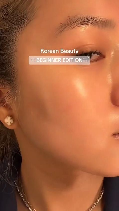 Credits to @songofskin TikTok
#skin care routine #skincare product #bubble skincare Korean Skincare Routine Homemade, Korea Skincare Routine, Taller Exercises, Korean Skin Care Secrets, Haut Routine, Basic Skin Care Routine, Perfect Skin Care Routine, Asian Skincare, Clear Skin Tips