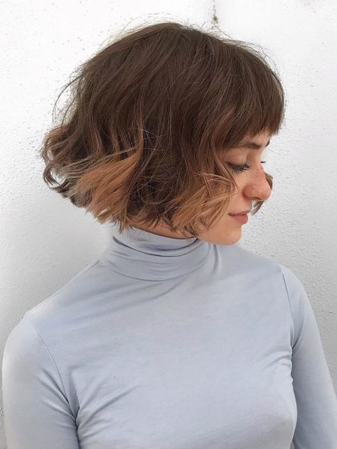 39 French Bob Haircuts That Will Make You Feel Like A Parisian French Girl Hair, Tiny Hair Clip, Haircuts Trending, Hot Haircuts, French Bob, Trendy Hairstyle, Hair Trend, Bob Hair, Trending Haircuts