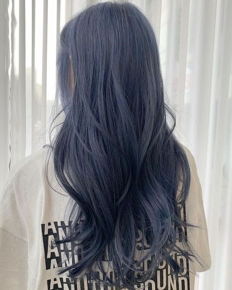 Muted Blue Hair, Ash Blue Hair, Black Blue Hair, Midnight Blue Hair, Blue Hair Aesthetic, Blue Black Hair Color, Dark Blue Hair, Korean Hair Color, Zodiac Academy