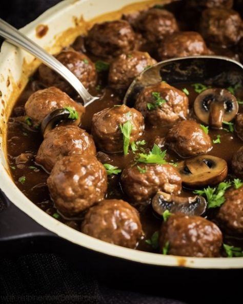 Salisbury Meatballs, Vacation Recipes, Cooktop Cove, Crockpot Meatballs, Salisbury Steak Meatballs, Slow Cooker Salisbury Steak, Meatball Recipes Easy, Meatball Recipe, Frozen Meatballs