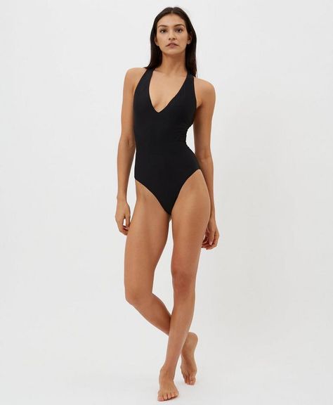 Flattering Swimsuits, Perfect Swimsuit, Best Swimsuits, Running Leggings, Sweaty Betty, Clothes Shop, Pose Ideas, Black Swimsuit, Shop Swimwear