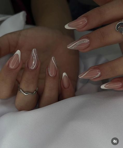 White Vegas Nails, Silver Almond Nails Designs, Hollywood Nails Designs, White And Silver Nails Almond, Silver Almond Acrylic Nails, Formal Nails Almond, Nails Inspiration New Year, White Formal Nails, Small Almond Nails Design