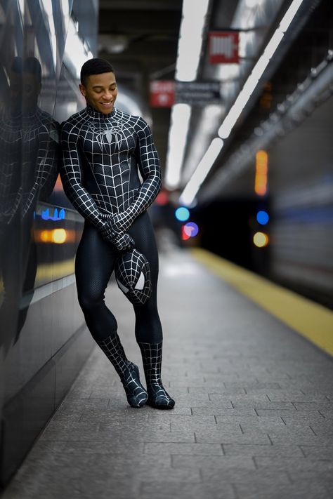 Trevor Bell on Twitter: "From a dope photo shoot I did with @Underground_nyc nyc on Instagram. I'm thinking I should start campaigning to play Miles Morales as the first black Spider-Man! RETWEET if you agree!!!… https://t.co/N6oSgL23mC" Black Spiderman Costume, Costume Spiderman, Spiderman Noir, Superhero Suits, Spiderman Costume, Spiderman Cosplay, Cosplay Boy, Black Spiderman, Superhero Cosplay