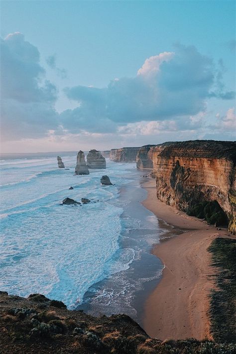 Aleksandar Mitrovic, Twelve Apostles, Beautiful Scenery Pictures, Pretty Landscapes, Ocean Wallpaper, Beautiful Nature Wallpaper, Vacation Places, Background Pictures, Pretty Places