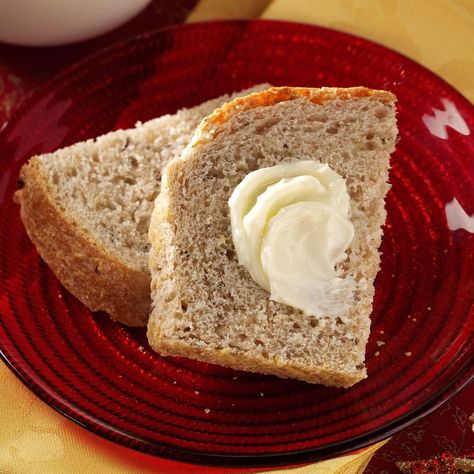 Rye Onion Bread Onion Rye Bread Recipe, Onion Bread Recipe, Rye Bread Recipe, Corned Beef Sandwich, Rye Bread Recipes, Hearty Stew, Onion Bread, Healthy Bread Recipes, Grain Bread