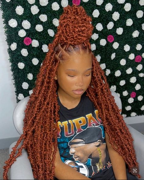 Orange Butterfly Locs Black Women, Soft Locs Orange, Burnt Orange Soft Locs, Ginger Locs Hairstyles, Ginger Butterfly Locs Long, Ginger Fox Locs, Color 350 Soft Locs, Butterfly Locs Hairstyle Color, Ginger Bohemian Locs