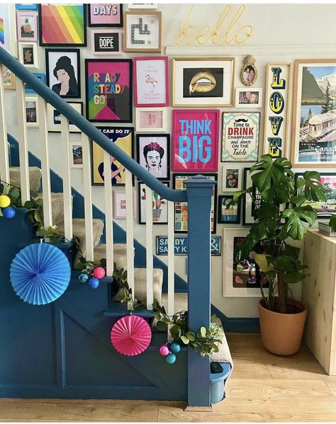 Colourful Banister Ideas, Bright Staircase Ideas, Bright Coloured Hallway Ideas, Maximalist Decor Stairs, Staircase Colour Ideas Stairways, Hallway Ideas Funky, Colourful Staircase Ideas, Colourful Banister, Funky Staircase Ideas