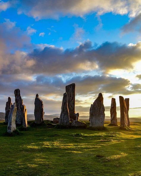 Best Of Scotland, Isle Of Lewis, Standing Stones, Mystical Places, Standing Stone, Scotland Highlands, Sacred Places, Ancient Architecture, Ancient Ruins