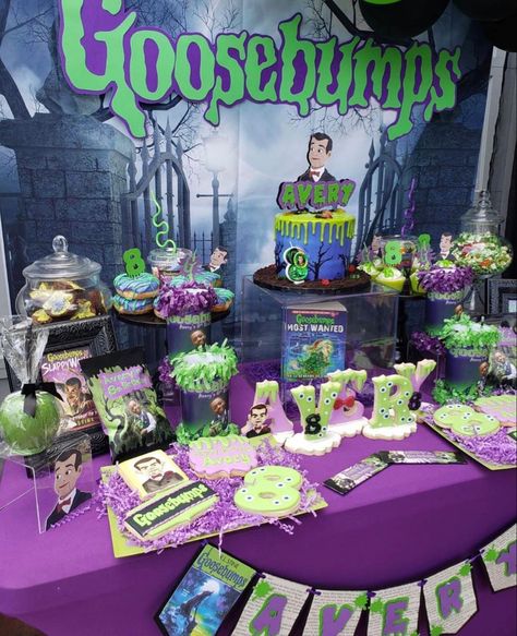 90s Halloween Party Decor, Goosebumps Halloween Decorations, Goosebumps Crafts, Gremlins Birthday Party, Goosebumps Party Decorations, Goosebumps Birthday Party Ideas, Goosebumps Party Ideas, Goosebumps Birthday Party, Goosebumps Party Food