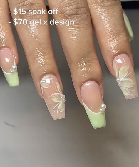 Green Nails Ideas Flower, Tiana Green Nails, White And Green Nails Ideas, Tiana Themed Nails, Tangled Nail Designs, Tiana Inspired Nails, Lily Pad Nails, Tangled Nails Acrylic, Rapunzel Nails Acrylic