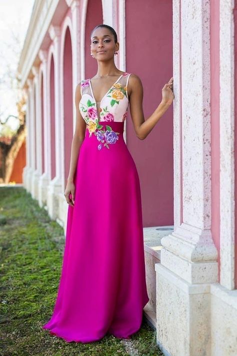 Outfit Mexicano, Mexican Style Dresses, Girls Winter Dresses, Fiesta Outfit, Cute Prom Dresses, Mexican Dresses, Mom Dress, Embroidery Fashion, African Fashion Dresses