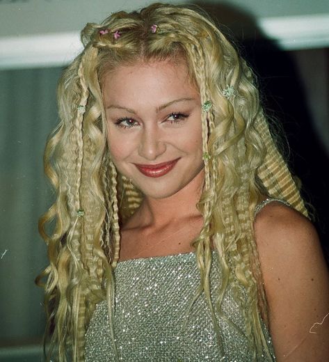 Portia De Rossi Hair, Portia De Rossi, I Miss Her, 90s 00s, Girl Crushes, Most Beautiful, Dreadlocks, Celebrities, Hair Styles