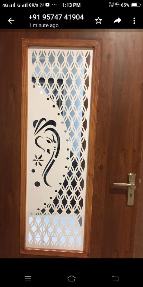 Men Dor Dijain Jali, Main Door Design Entrance Ganpati, Main Door Cnc Jali Design, Sefty Door Design Modern Metal, Sefty Door Design Modern Wooden, Sefti Door Design Modern, Pooja Door Cnc Design, Mdf Jali Door Design Modern, Sefty Door Design Entrance