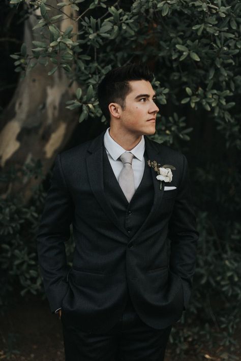 Sophisticated groom style with taupe tie | Image by Jonnie + Garrett Wedding Photographers Taupe Tie Groomsmen, Black Suit Taupe Tie Groomsmen, Black Suit With Neutral Tie, Black Suit Neutral Tie, Dark Grey Groomsmen Suits Charcoal, Men Black Suit Wedding, Black Tux Champagne Tie, Black Suit Taupe Tie, Black Suit Tan Tie