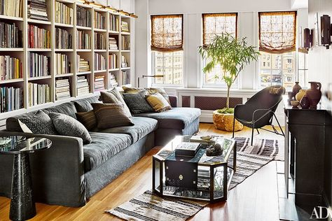 Nate Berkus and Jeremiah Brent Share Their New York City Apartment and Daughter Poppy’s Nursery Photos | Architectural Digest Nate Berkus Design, Greenwich Village Apartment, Family Friendly Living Room, Jeremiah Brent, Manhattan Apartment, New York City Apartment, New York Homes, Perfect Living Room, Nate Berkus