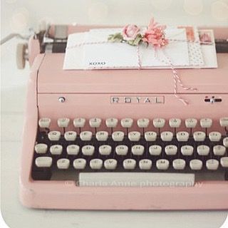 I need this to write my love letters  #classic #typewriter #pink #vintage Typewriter Aesthetic, Pink Typewriter, Tout Rose, Sala Grande, Get A Job, Writing Career, Career Path, Shabby Chic Homes, Best Selling Books