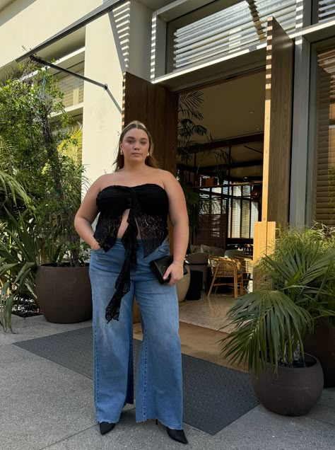 Plus Size Lace Ruffle Bandeau Black Night Out Outfit Curvy, Plus Size Bar Outfit, Plus Size Bar Outfit Night, Plus Size Going Out Outfits Night, Stargirl Fashion, Club Outfits For Women Night Baddie, Big Belly Outfits Plus Size, Plus Size Night Out Outfit, Plus Size Going Out Outfits