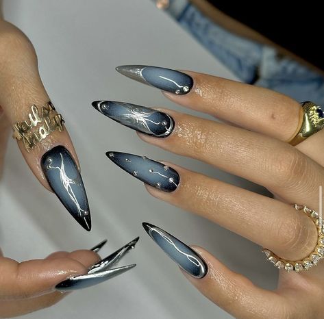 Cosmic Nails, Blue And Silver Nails, Nail Extensions Acrylic, Glass Nails Art, Aura Nails, Chrome Nails Designs, Goth Nails, Nails Only, Instagram Nails