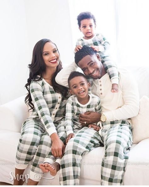 Indoor Christmas Pajama Photos, Family Photo Pajamas, Christmas Photoshoot Family Studio Pajamas, Family Jammies Photo Ideas, Pajamas Christmas Pictures Family, Family Pajamas Christmas Photo Poses, Matching Family Christmas Pajamas Photoshoot, Christmas Family Pictures In Pajamas Holiday Photos, Matching Pj Family Photo