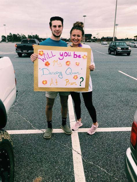 Mama Mia Hoco Proposal, Mama Mia Promposal, Mamma Mia Promposal, Noah Kahan Promposal, Luke Combs Promposal, Promposal Ideas For Best Friends, Hock Dresses, Proposal Signs, Cutest Proposals