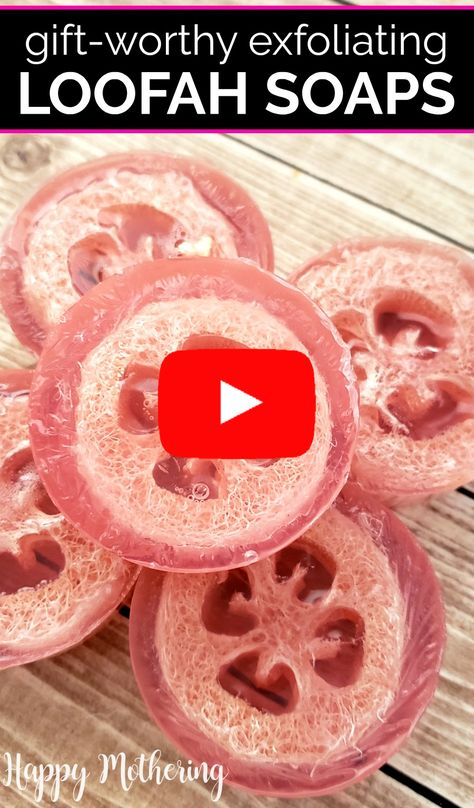 Diy Loofah Soap, Diy Loofah, Loofah Soap Diy, Soap Making For Beginners, Diy Soap Bars, How To Make Soap, Handmade Soap Recipes, Luxury Beauty Products, Loofah Soap