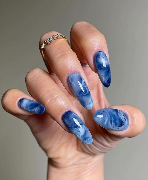 Manicure Aesthetic, Beach Themed Nails, Dragon Nails, Marble Nail Designs, Quartz Nail, Marble Nail Art, Her Nails, Blue Nail Designs, Blue Nail