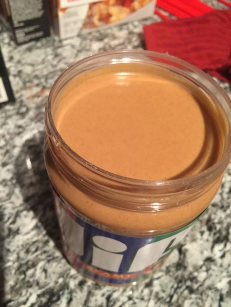 Peanut Butter Meme, Satisfying Photos, Satisfying Pictures, Chocolate Roll, Tv Dinner, Cool Birthday Cakes, Food Quotes, I Want To Eat, Oddly Satisfying