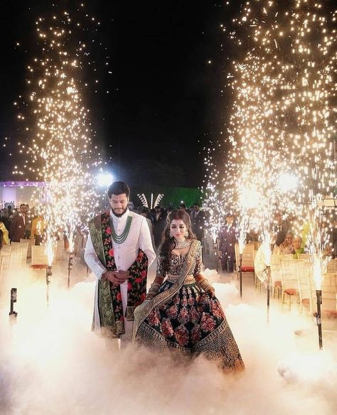 Cold Fire Wedding Entry, Best Bride Entry, Varmala Entry, Entry Wedding, Couple Entry, Funny Couple Photography, Soul Tree, Floral Backdrop Wedding, Big Indian Wedding