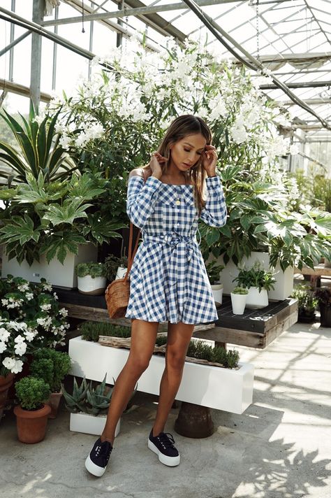 Superga Outfit Summer, Superga Outfit, Latest Summer Fashion, Stylish Summer Outfits, Inspirational Sayings, Trendy Summer Outfits, Cooler Look, Summer Fashion Trends, Outfit Summer