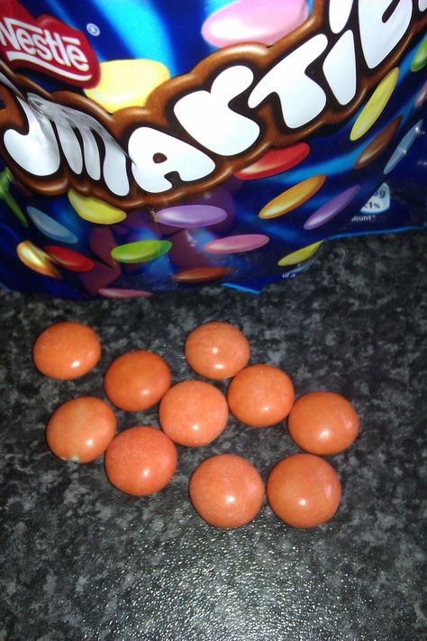 Orange Smarties. If you think they all taste the same, you're wrong. If you also favour the orange coloured smartie, you rock \m/ Smarties Aesthetic, Honey Bunches Of Oats, Pink Hairband, Black Patent Leather Shoes, Orange Aesthetic, Patent Leather Shoes, My Honey, Pops Cereal Box, Ottawa