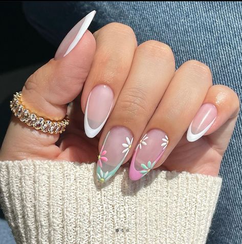 Trendy Nail Design, Nail Designs Spring, Short Acrylic Nails Designs, Floral Nails, Chic Nails, Short Acrylic Nails, Flower Nails, Pretty Acrylic Nails, Almond Nails