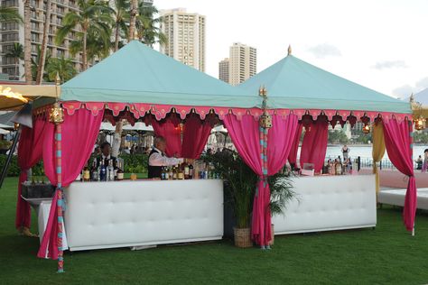 Booth Tent Design, Vendor Tent Decor, Moroccan Mehendi, Vendor Tent, Medieval Tent, Fire Pit Pergola, Stall Decorations, Pink Tent, Tent Decor