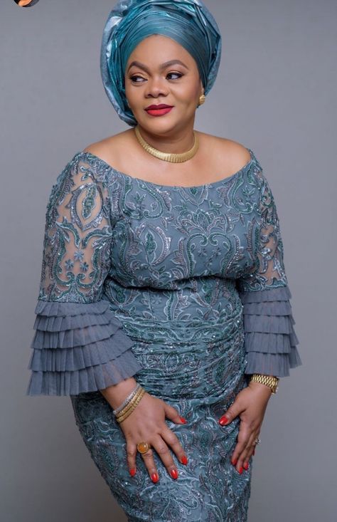 Lgbo Blouse Styles, Mothers Dresses For Weddings Classy, Lace Blouses For Women Nigerian, Ankara Blouse And Wrapper Styles, Iro And Blouse Lace Styles Latest, Iro And Buba Styles Lace, Buba Styles, Lace Blouse Styles, Nigerian Lace Styles Dress