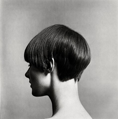 Sassoon Bob, Vidal Sassoon Haircut, Vidal Sassoon Hair Color, Women's Haircuts, Grace Coddington, 1960s Hair, Point Cut, Vidal Sassoon, Mary Quant