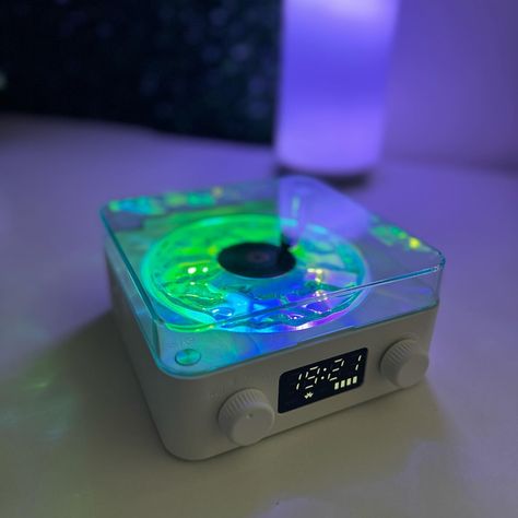 New desk friend 🤓🌱 Yes it plays music and isn’t just cute to look at. Its also a bluetooth speaker, alarm clock and white noise machine 🤖 #desksetup Alarm Clock Bluetooth Speaker, Cute Speaker, Desk Friend, Noise Machine, White Noise Machine, White Noise, Desk Setup, Play Music, Alarm Clock