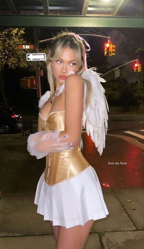 Blonde Halloween Costumes, Angel Halloween Costumes, Fashion Outfits Dresses, Classy Halloween Costumes, Boys Of Tommen, Best Costume, Hot Halloween Outfits, Hot Costume, Pretty Halloween Costumes